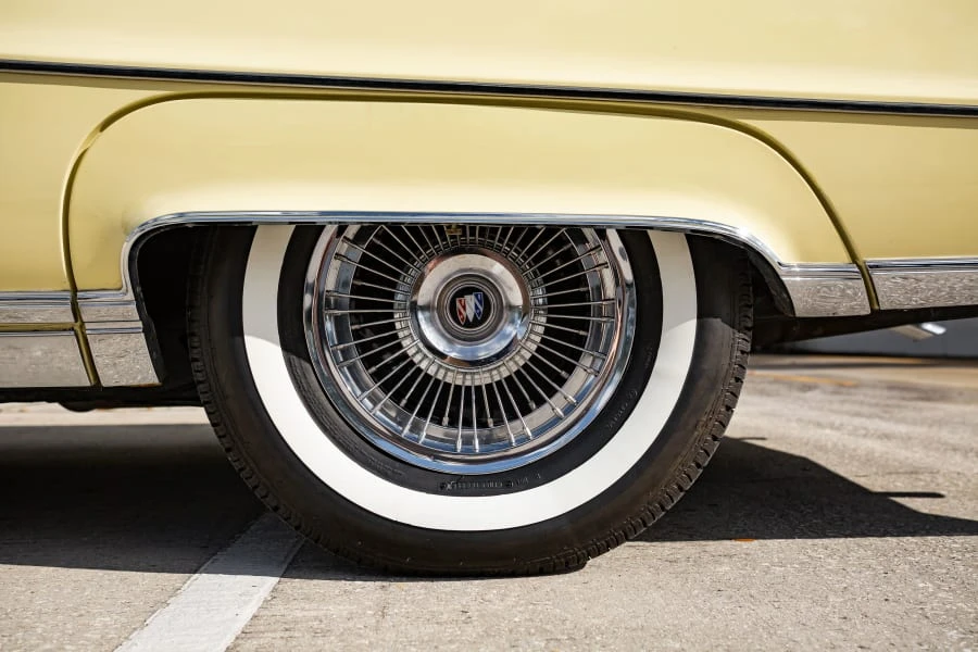 1969 Buick Electra - Image 6 of 12