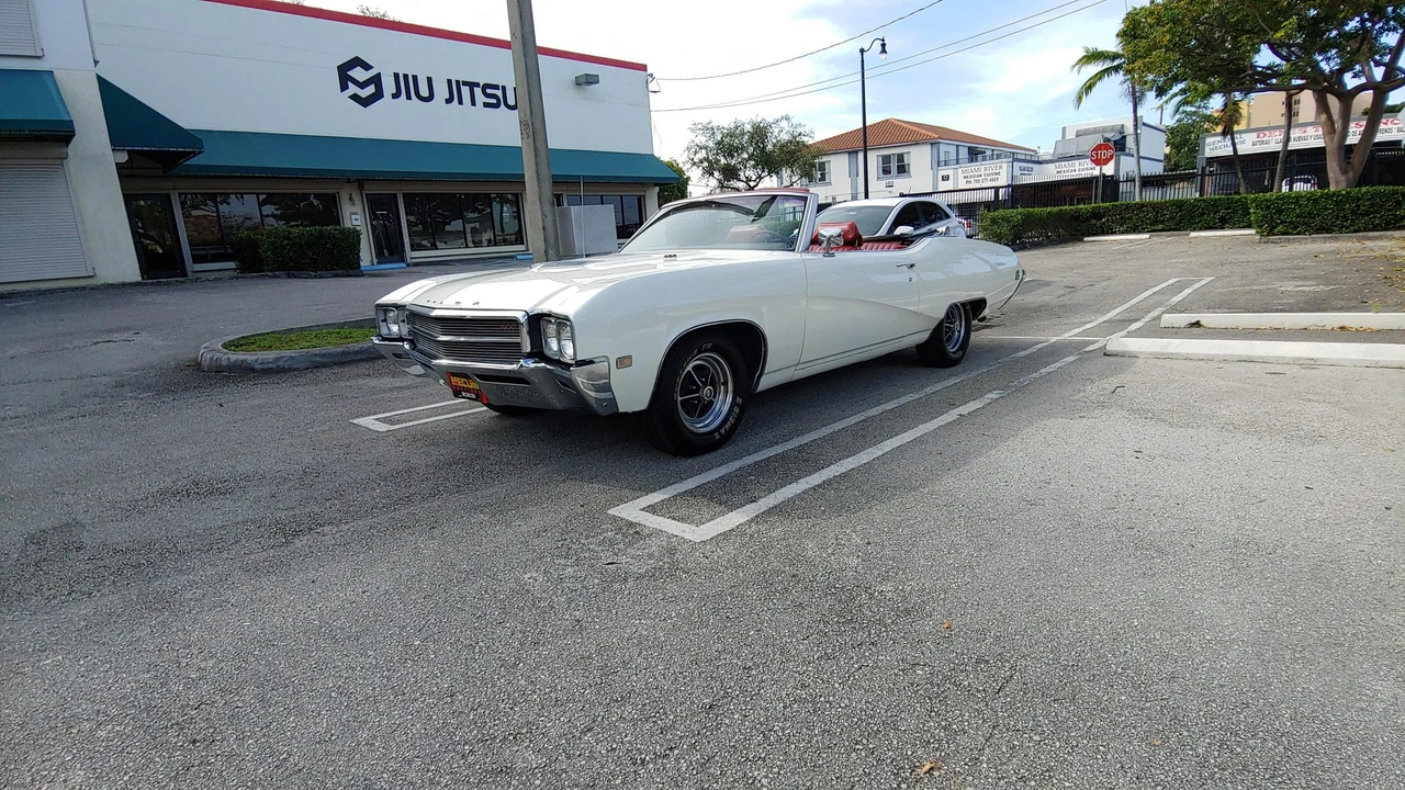 1969 Buick Gran Sport - Image 11 of 31