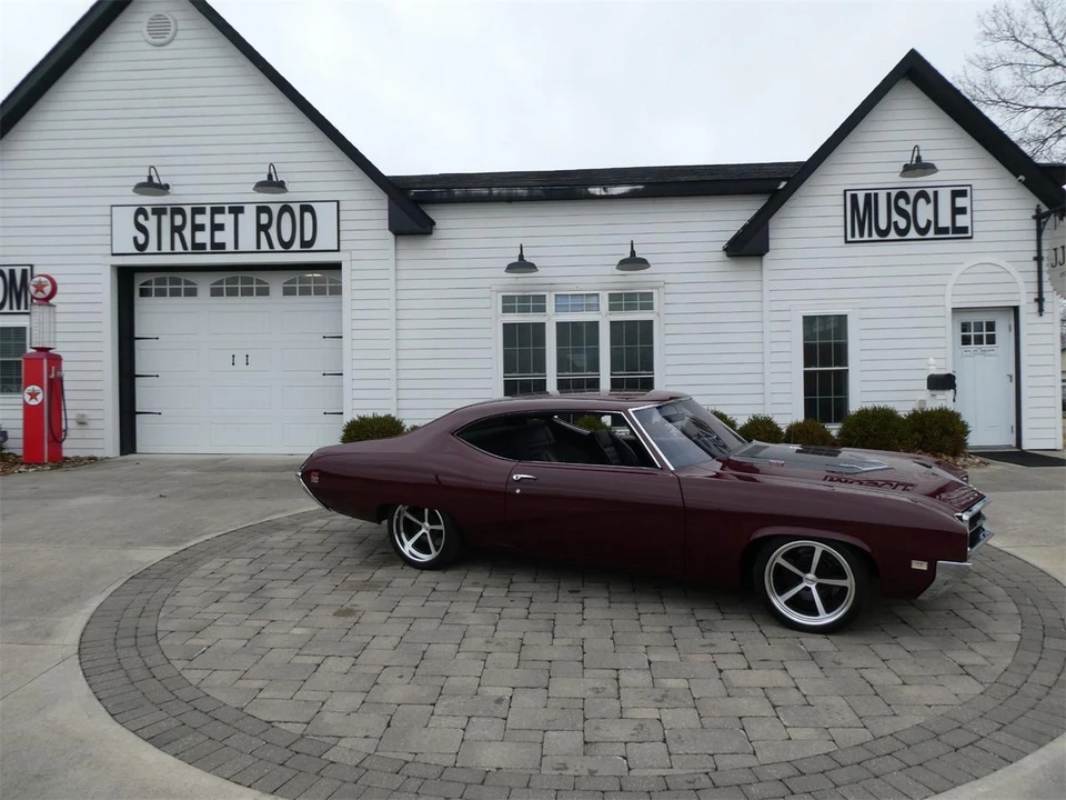 1969 Buick Gran Sport - Image 8 of 31