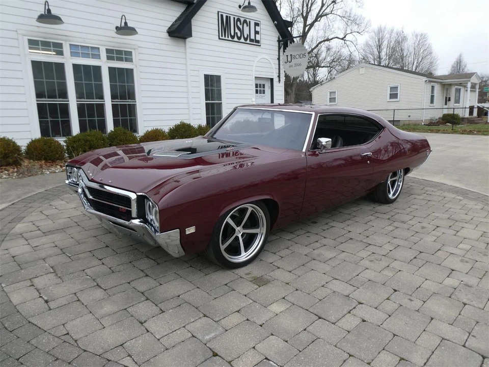 1969 Buick Gran Sport - Image 10 of 31