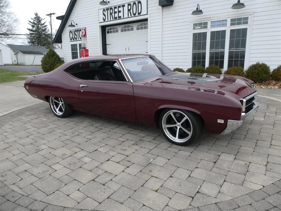 1969 Buick Gran Sport - Image 6 of 31