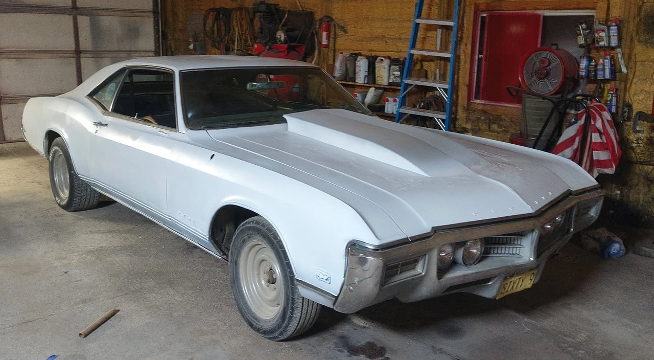 1969 Buick Riviera 2nd Gen - Image 2 of 15
