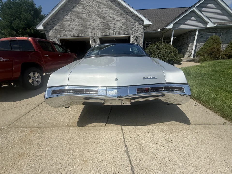1969 Buick Riviera 2nd Gen - Image 15 of 31