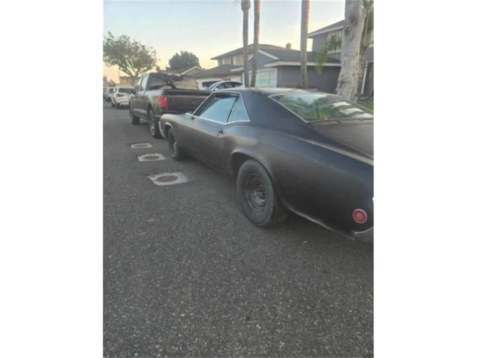 1969 Buick Riviera 2nd Gen - Image 2 of 6
