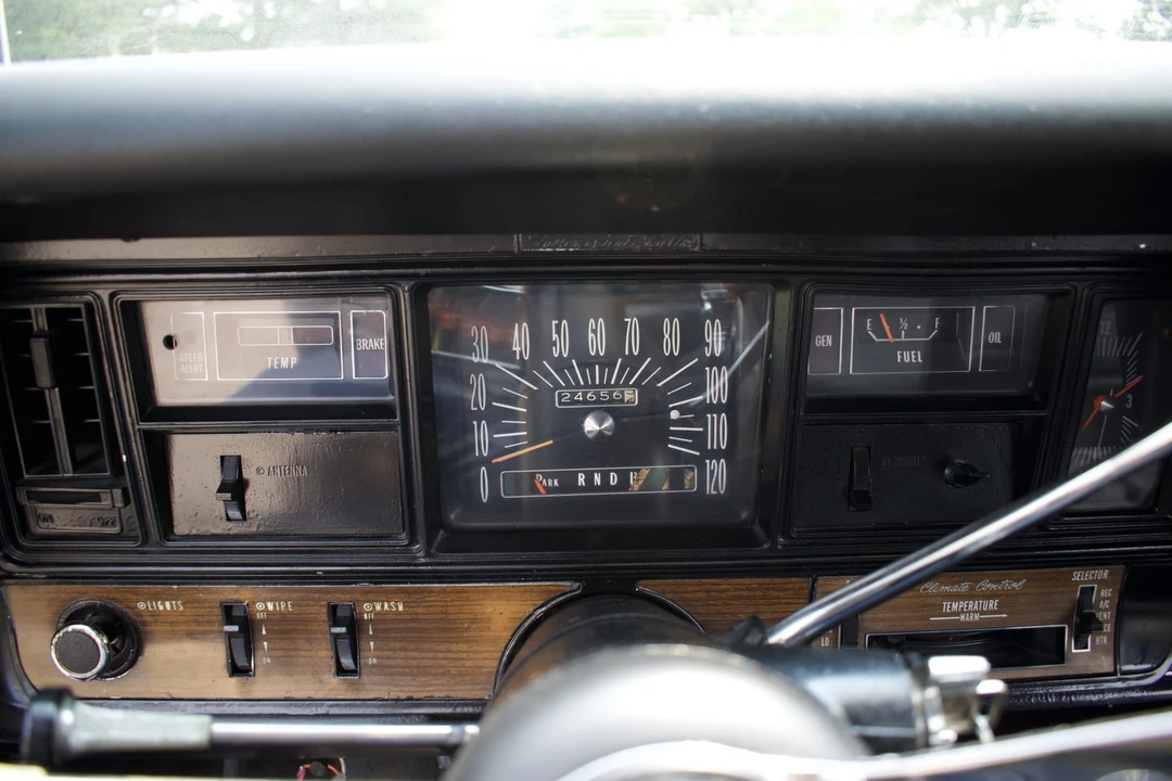 1969 Buick Riviera 2nd Gen - Image 22 of 31
