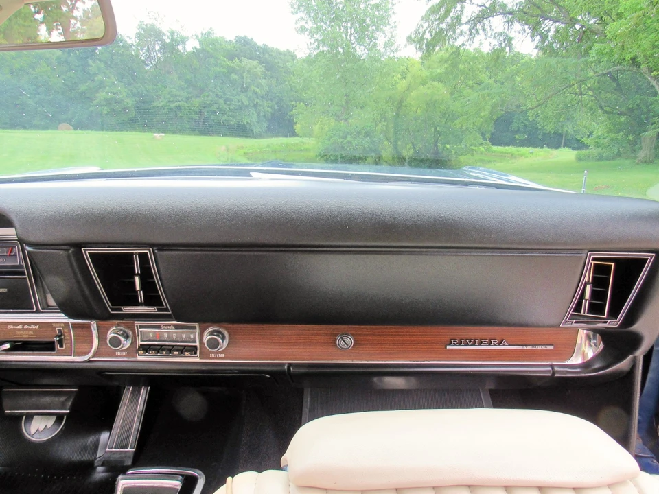 1969 Buick Riviera 2nd Gen - Image 16 of 21