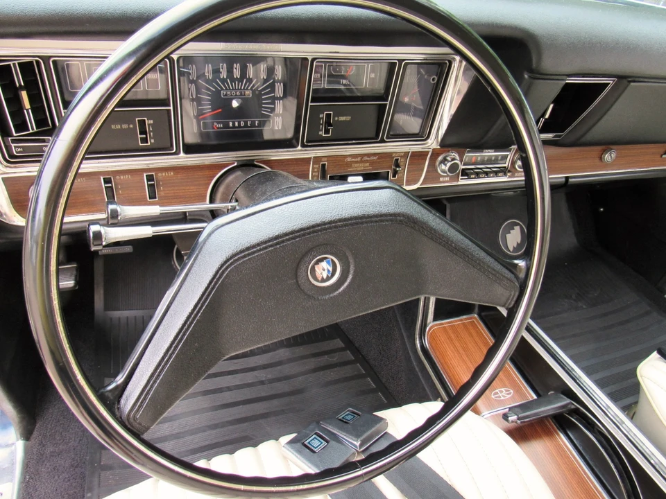 1969 Buick Riviera 2nd Gen - Image 14 of 21