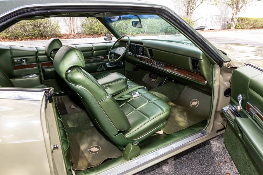 1969 Buick Riviera 2nd Gen - Image 7 of 12