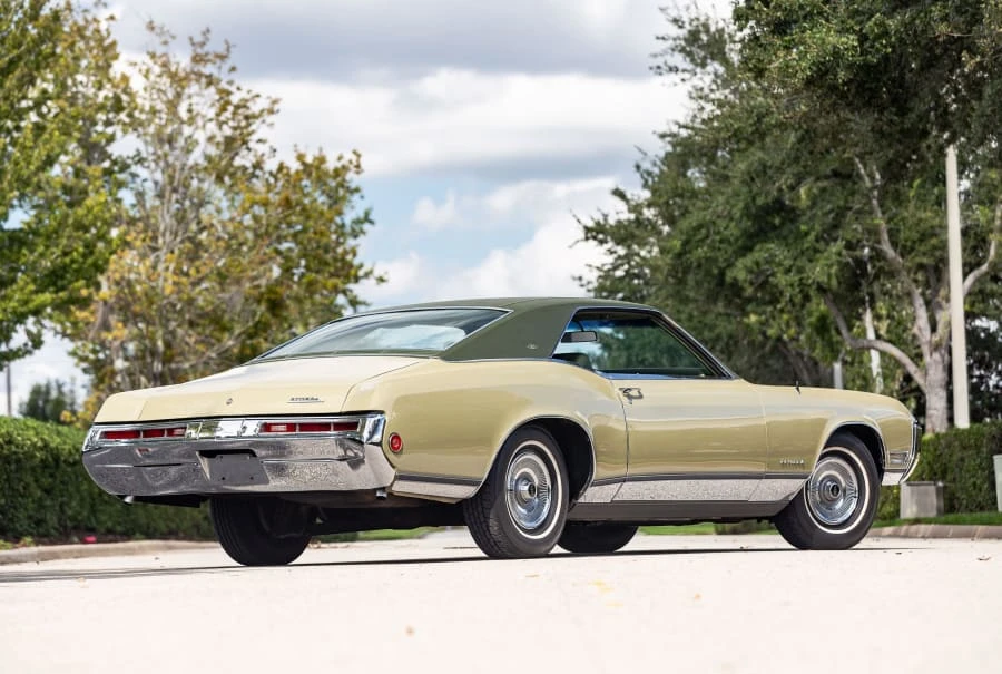 1969 Buick Riviera 2nd Gen - Image 2 of 12