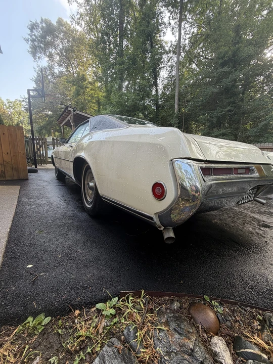 1969 Buick Riviera 2nd Gen - Image 25 of 31