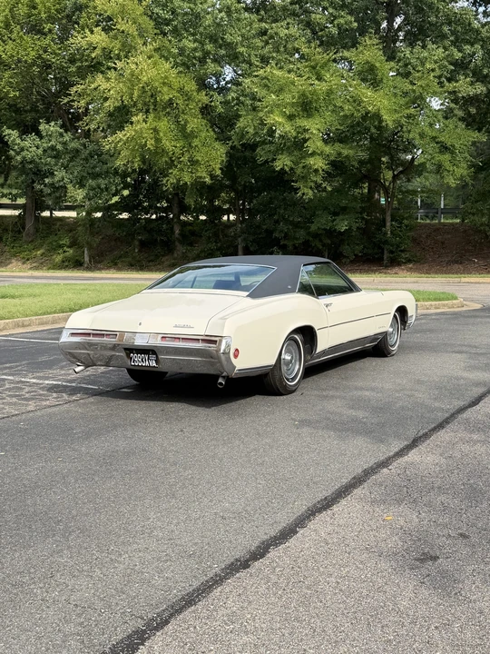 1969 Buick Riviera 2nd Gen - Image 14 of 31