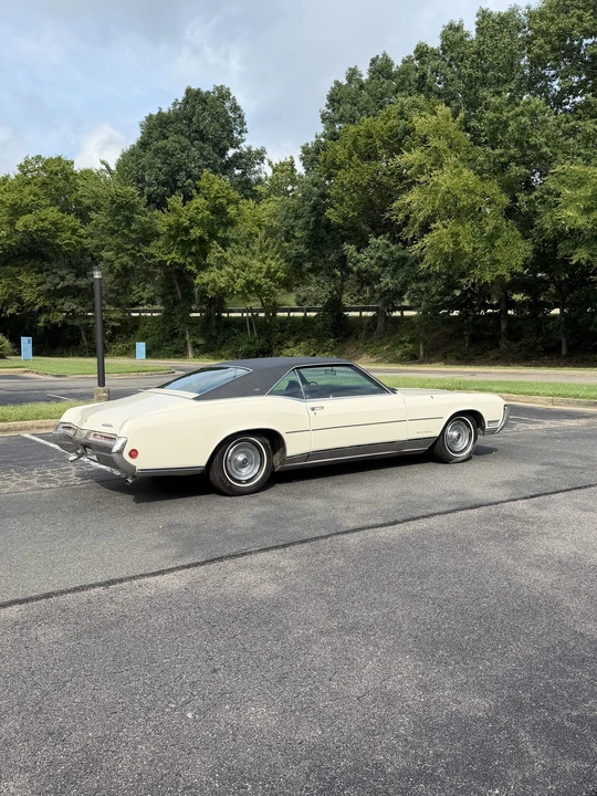 1969 Buick Riviera 2nd Gen - Image 13 of 31