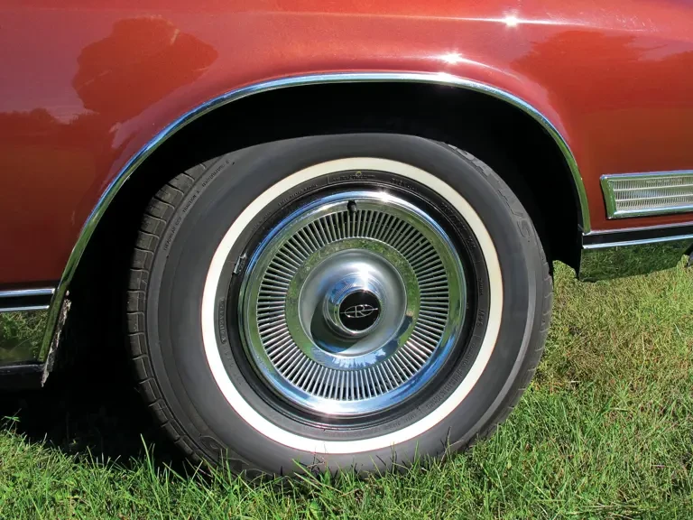 1969 Buick Riviera 2nd Gen - Image 13 of 18