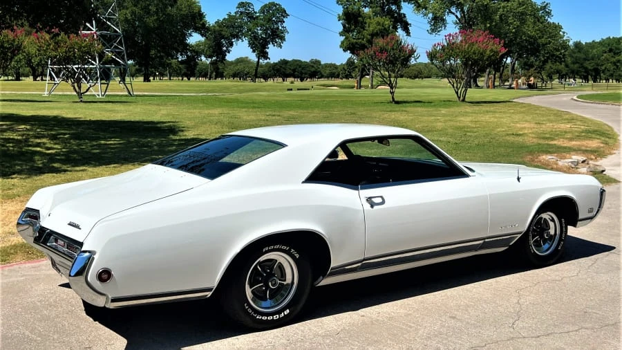 1969 Buick Riviera 2nd Gen - Image 2 of 7