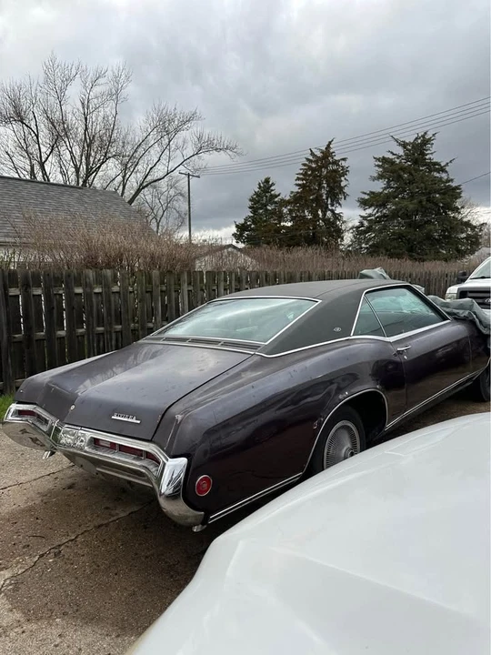 1969 Buick Riviera 2nd Gen - Image 2 of 6