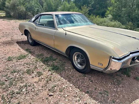 1969 Buick Riviera Coupe 2D