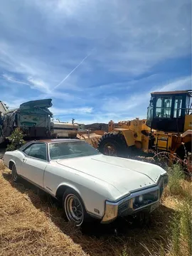 1969 Buick Riviera Coupe 2D