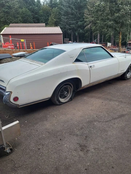 1969 Buick Riviera 2nd Gen - Image 2 of 14