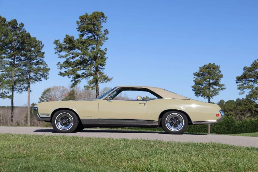 1969 Buick Riviera 2nd Gen - Image 10 of 28