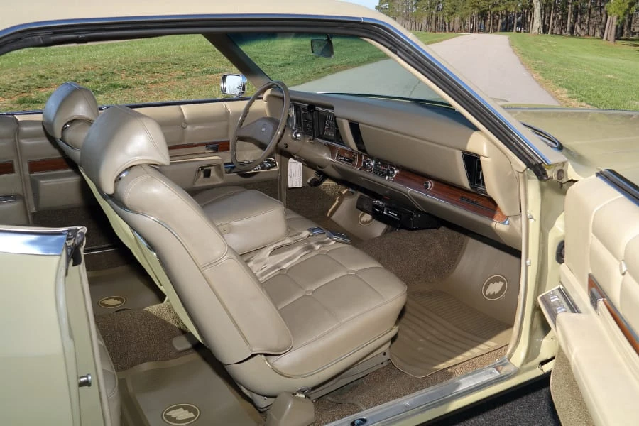 1969 Buick Riviera 2nd Gen - Image 15 of 28