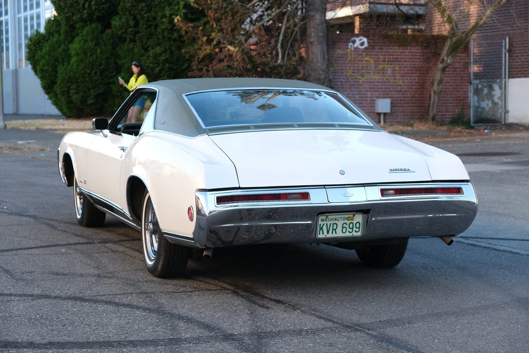 1969 Buick Riviera 2nd Gen - Image 22 of 31