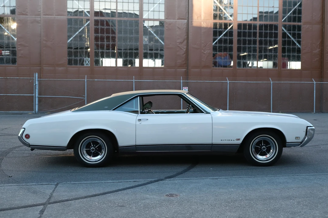 1969 Buick Riviera 2nd Gen - Image 14 of 31