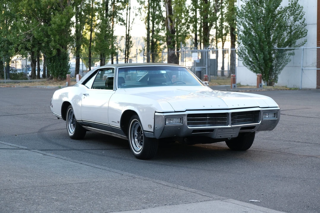 1969 Buick Riviera 2nd Gen - Image 9 of 31