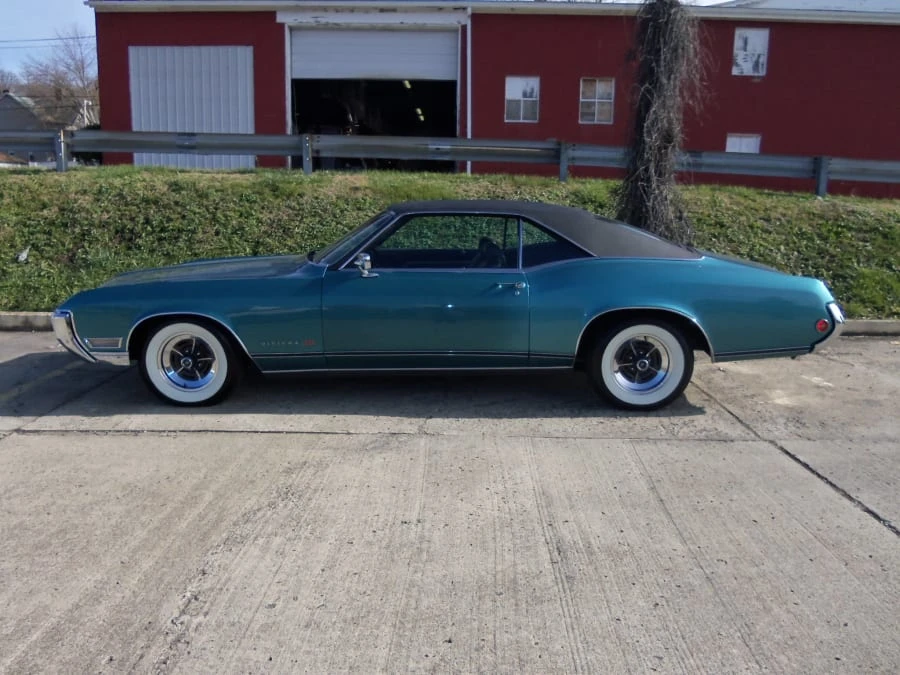 1969 Buick Riviera 2nd Gen - Image 11 of 12