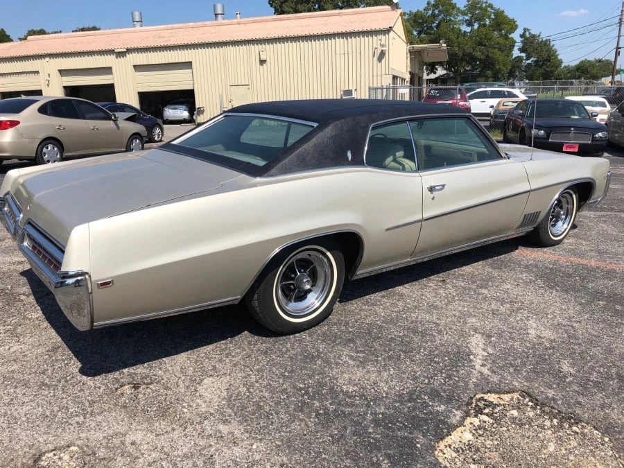 1969 Buick Wildcat - Image 2 of 6
