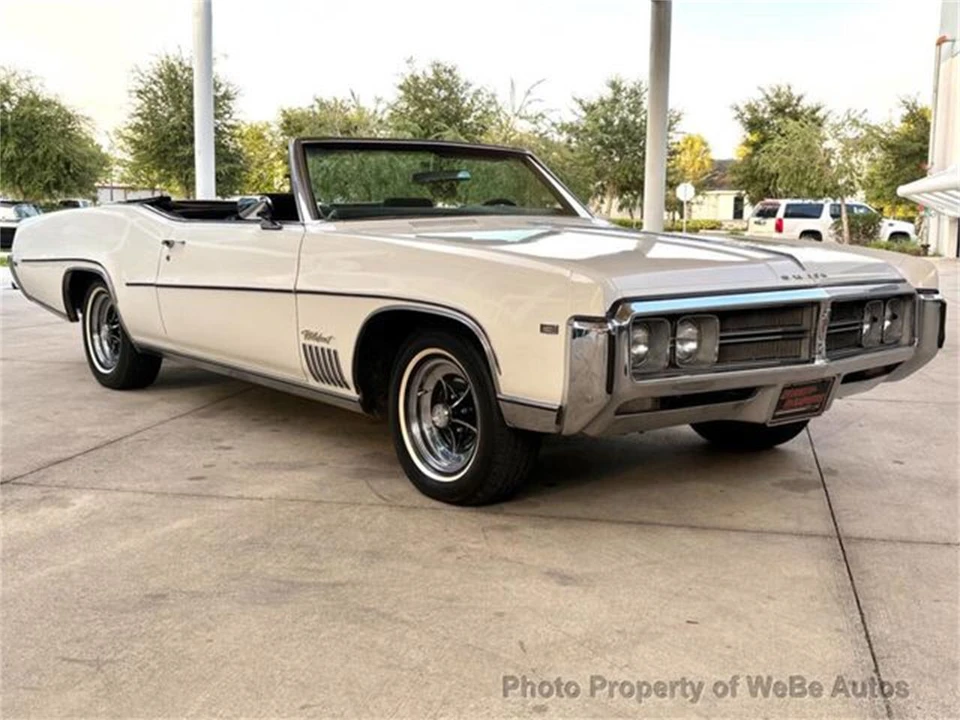 1969 Buick Wildcat - Image 4 of 10
