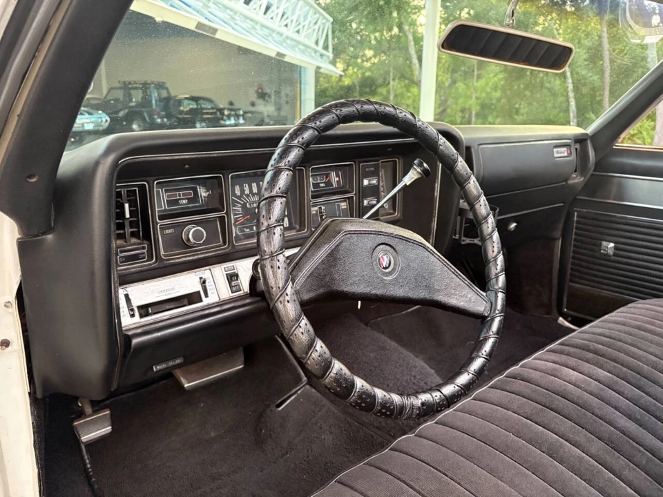 1969 Buick Wildcat - Image 26 of 31
