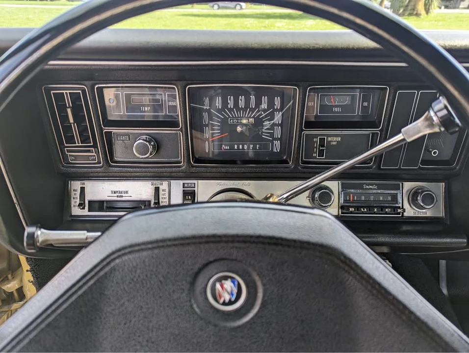 1969 Buick Wildcat - Image 16 of 16
