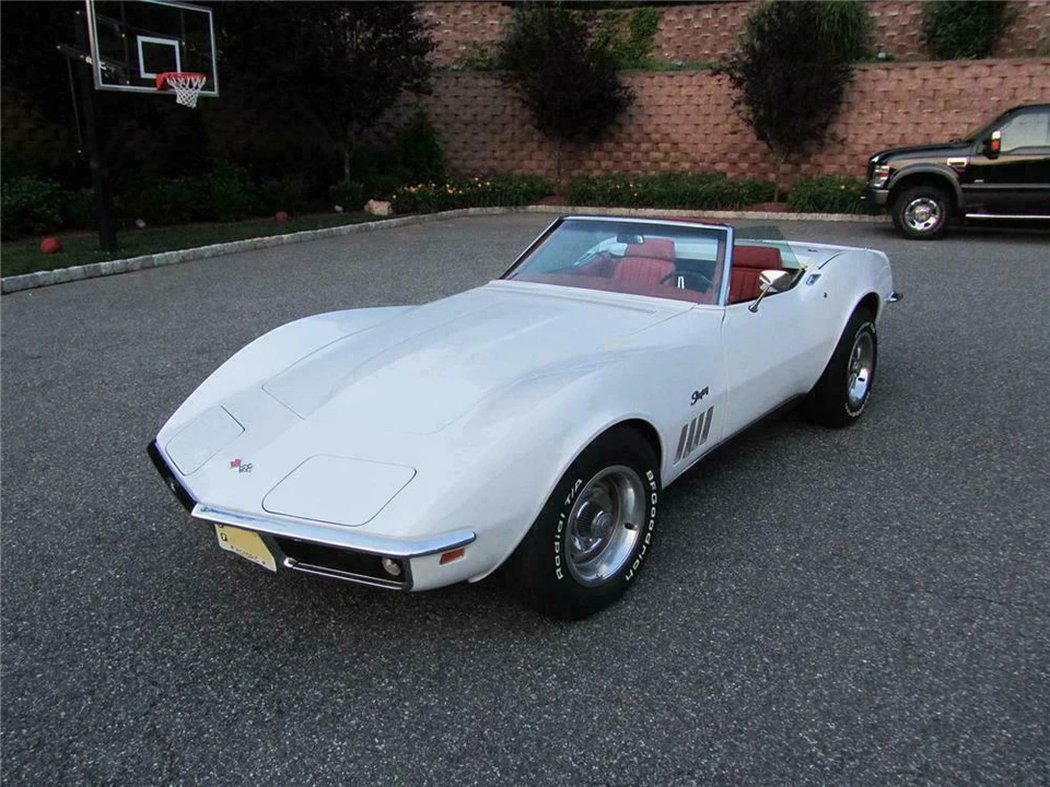 1969 Chevrolet Corvette C3 - Image 2 of 3