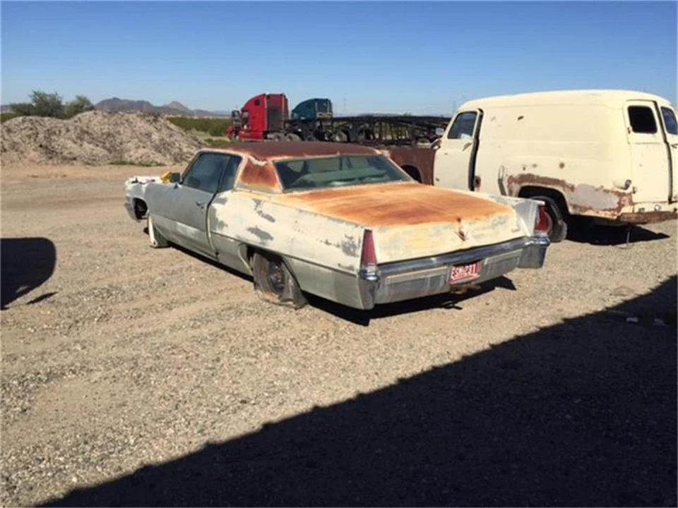 1969 Cadillac DeVille 3rd Gen - Image 2 of 2