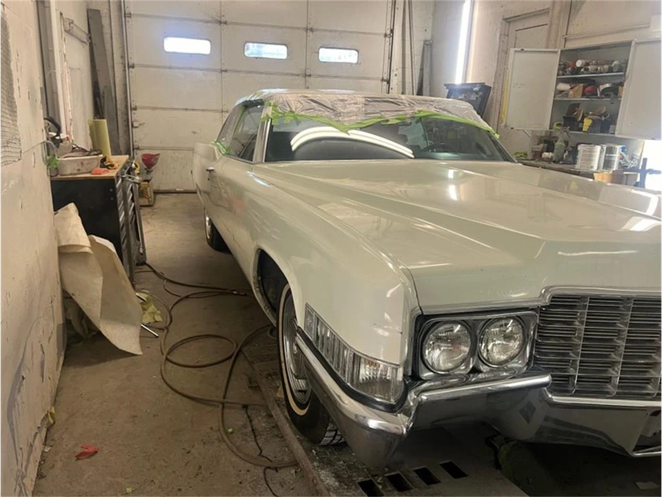 1969 Cadillac DeVille 3rd Gen - Image 26 of 31