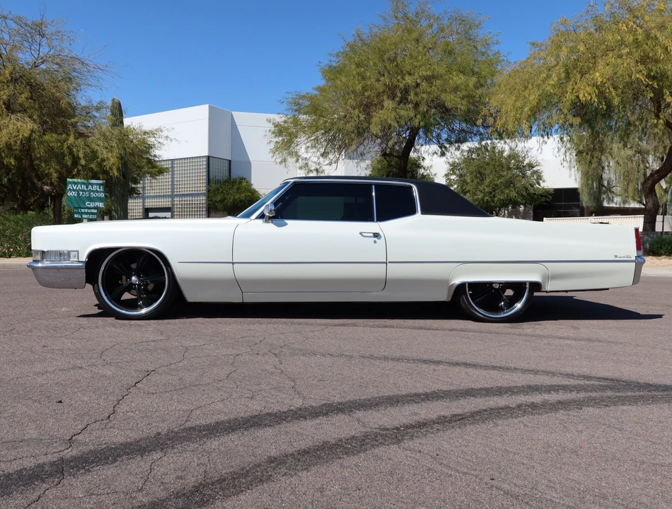 1969 Cadillac DeVille 3rd Gen - Image 14 of 31