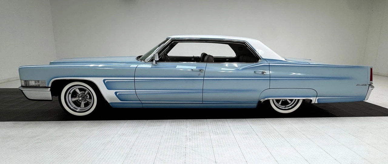 1969 Cadillac DeVille 3rd Gen - Image 2 of 31