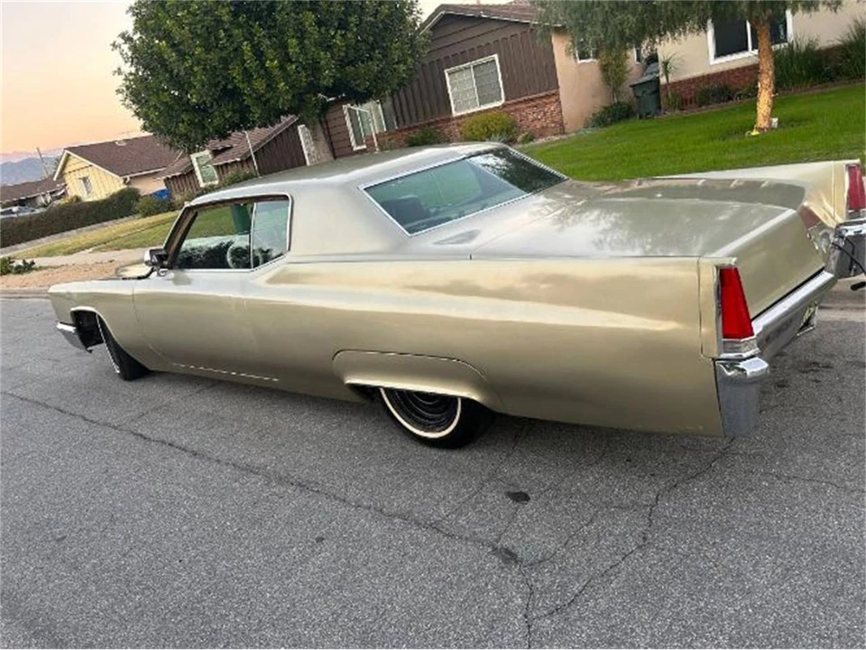 1969 Cadillac DeVille 3rd Gen - Image 15 of 17