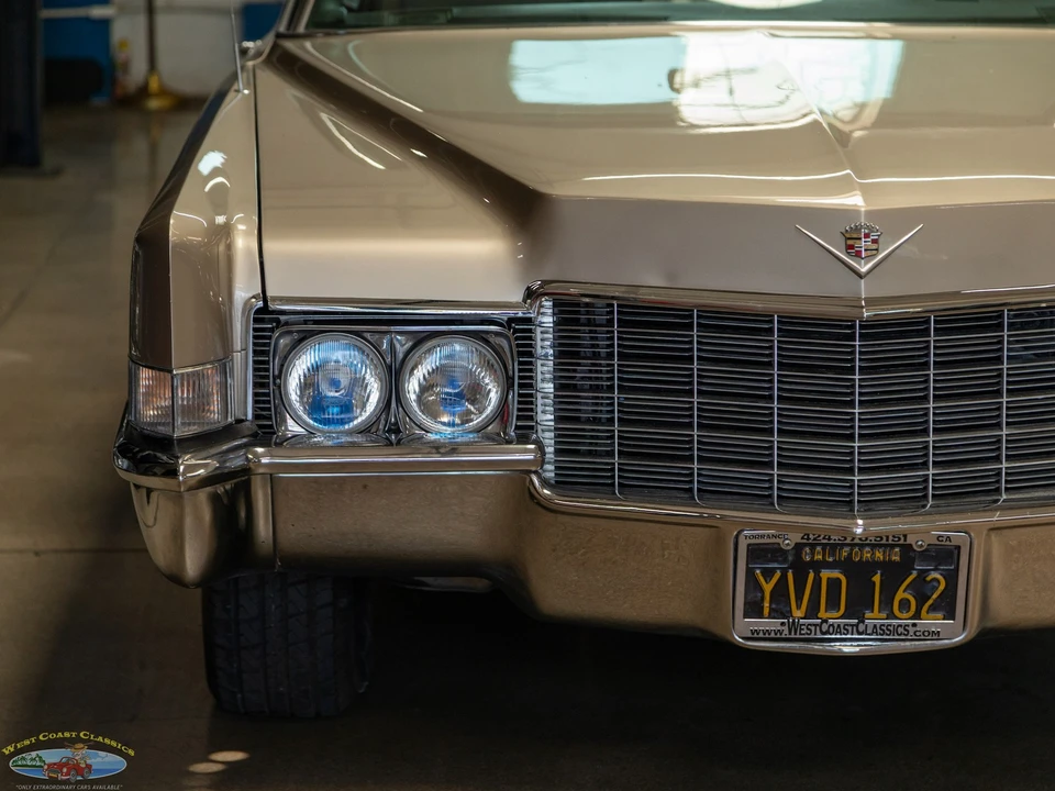 1969 Cadillac DeVille 3rd Gen - Image 15 of 31