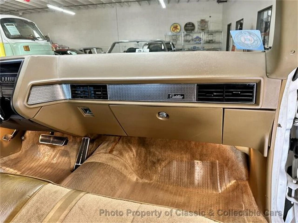 1969 Cadillac DeVille 3rd Gen - Image 20 of 24