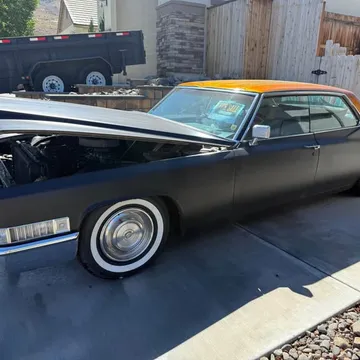 1969 Cadillac DeVille Sedan 4D