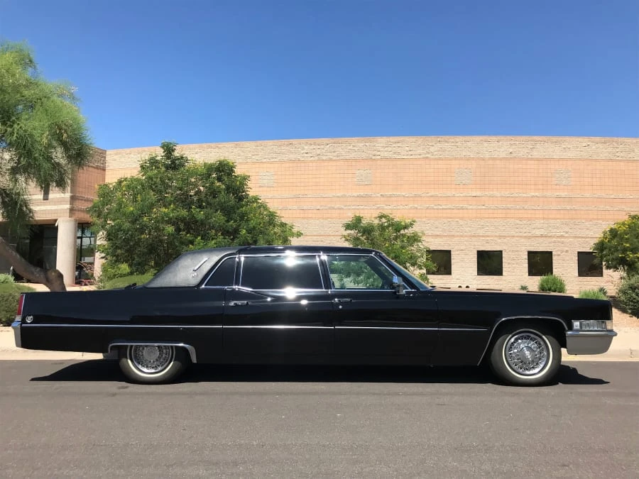 1969 Cadillac Series 70 & 75 - Image 11 of 12