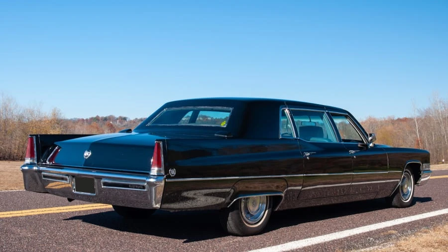 1969 Cadillac Series 70 & 75 - Image 3 of 5