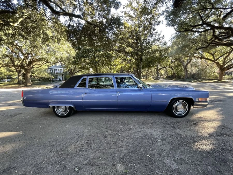 1969 Cadillac Series 70 & 75 - Image 2 of 24