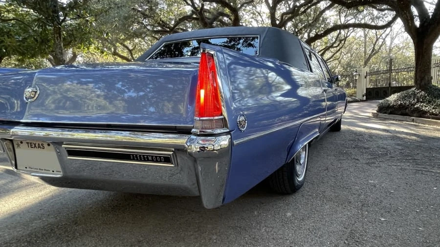 1969 Cadillac Series 70 & 75 - Image 19 of 24