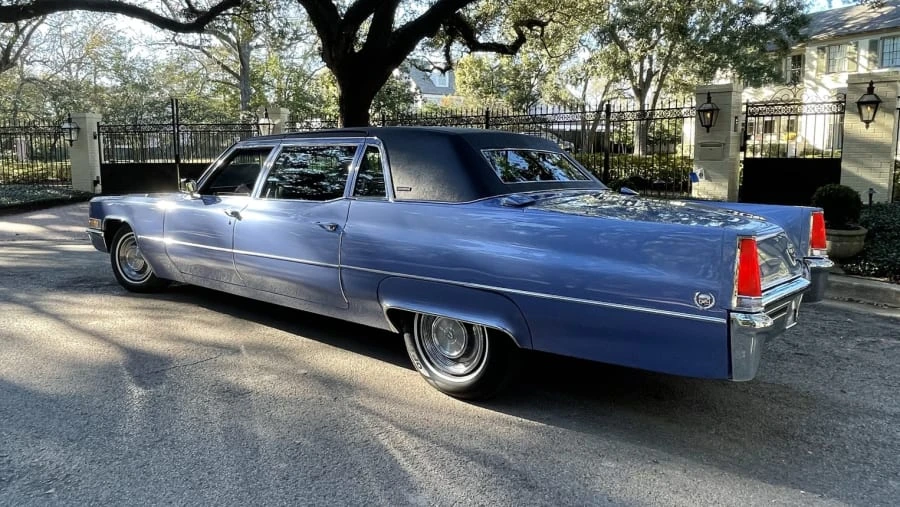 1969 Cadillac Series 70 & 75 - Image 21 of 24