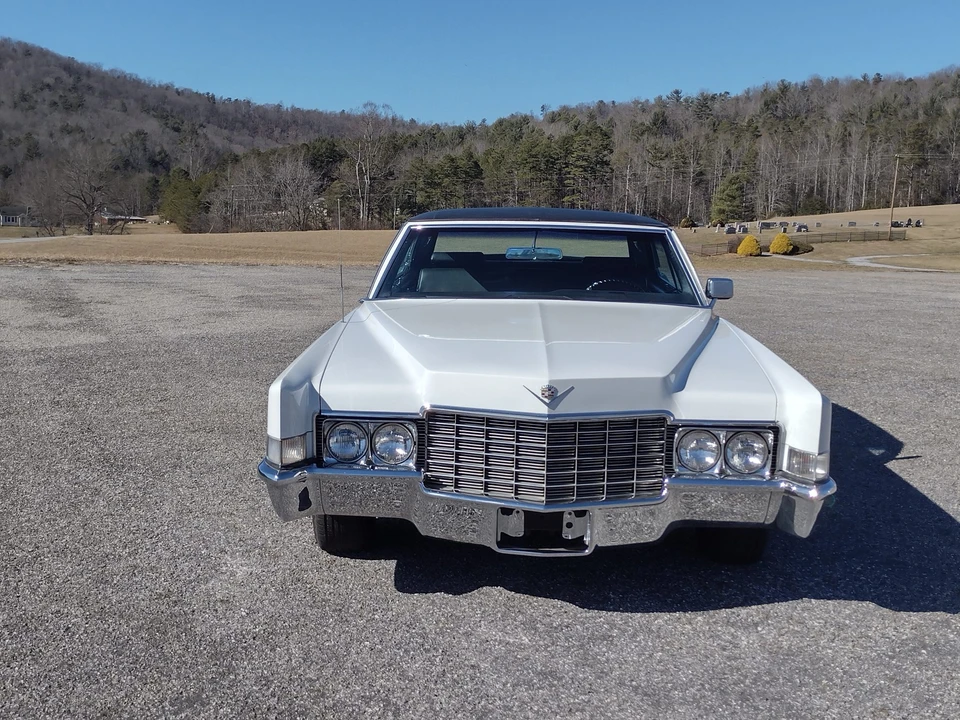 1969 Cadillac DeVille 3rd Gen - Image 2 of 31