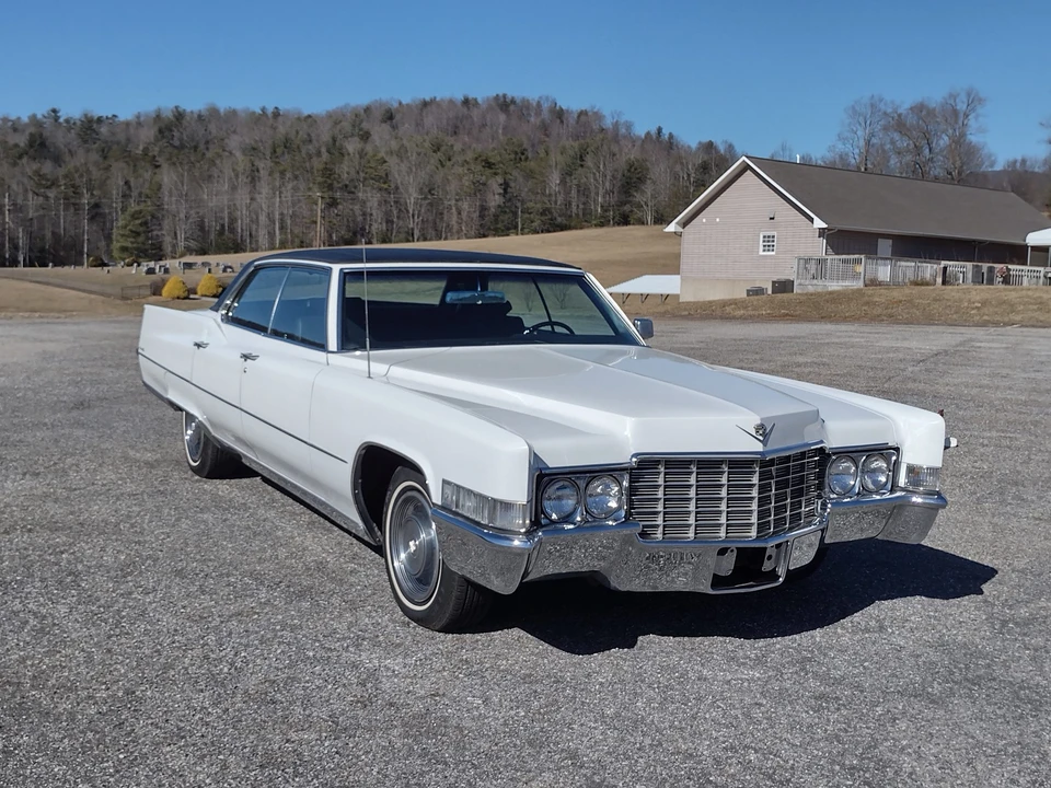 1969 Cadillac DeVille 3rd Gen - Image 3 of 31