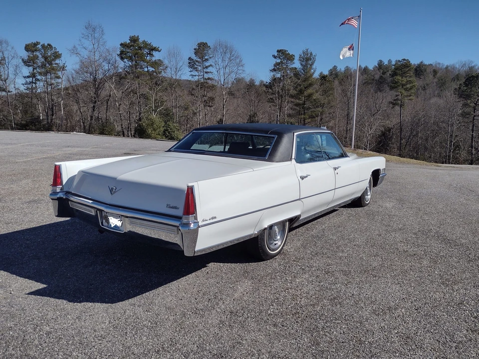 1969 Cadillac DeVille 3rd Gen - Image 4 of 31