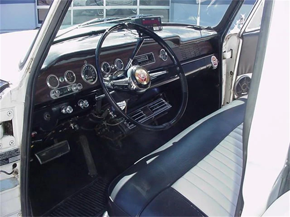 1969 Checker - Image 14 of 21